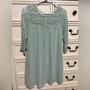 Mint green dressy lace blouse. Size medium.